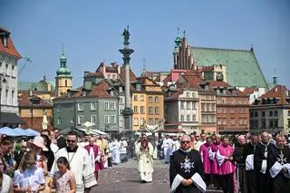 Procesja Bożego Ciała w Warszawie