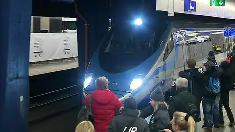 Pendolino wreszcie na torach. Pierwszy skład wyjechał z Warszawy