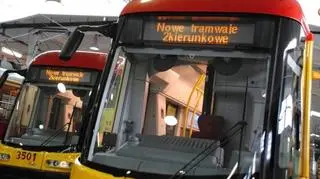 Najnowsze tramwaje, które jedżą po Warszawie. Fot. R. Motyl.jpg