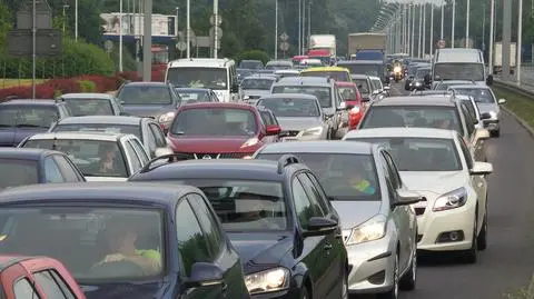 Jeden pas do centrum. Węziej i wolniej na Wisłostradzie