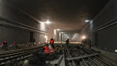 Mówi Maciej Dutkiewicz, Centrum Realizacji Inwestycji PKP PLK - fot. Lech Marcinczak/tvnwarszawa.pl