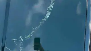 Zniszczone samochody na Woli