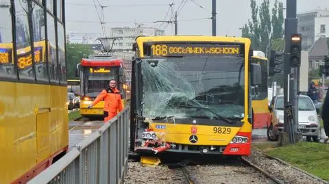 ZTM sprawdza przyczyny wypadku nowego autobusu