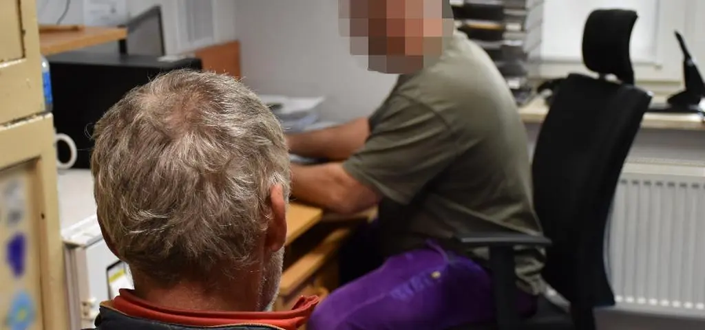 Zgłosił, że napadło go pięciu mężczyzn. Coś się jednak nie zgadzało