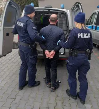 Policjanci zatrzymali czterech obcokrajowców