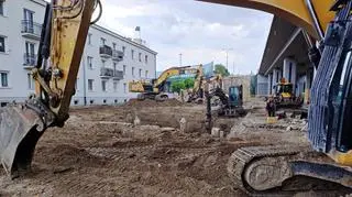 Budowa wiaduktu nad Saską Kępą