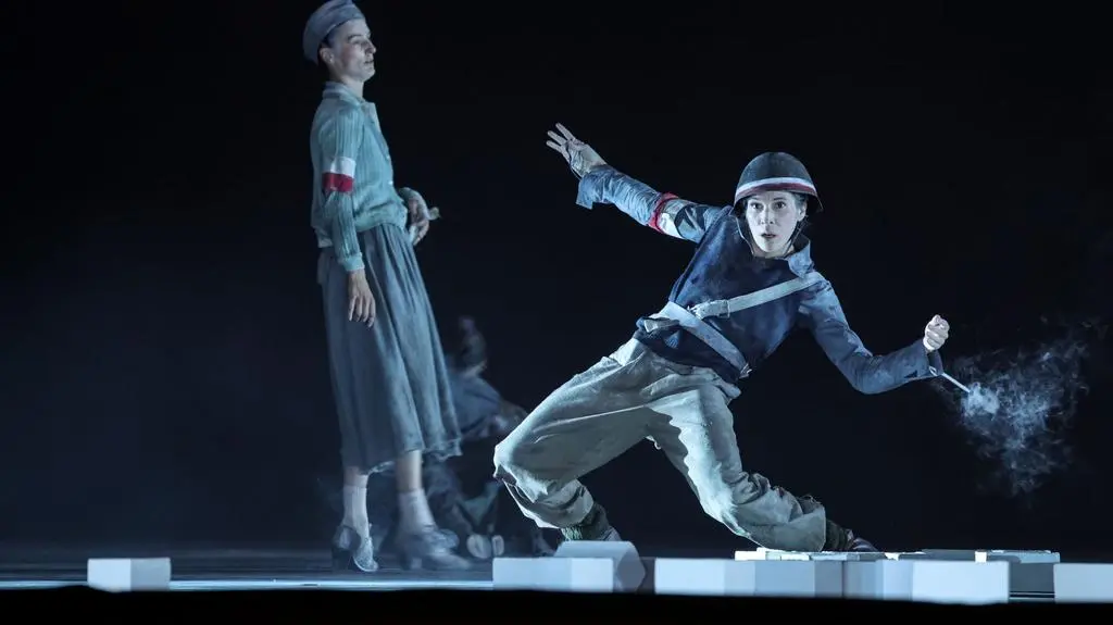 Premiera była wielkim wydarzeniem, możesz obejrzeć ten spektakl za darmo