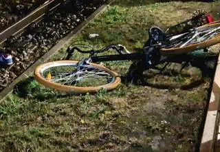 Tramwaj potrącił rowerzystkę. "Liczne obrażenia"