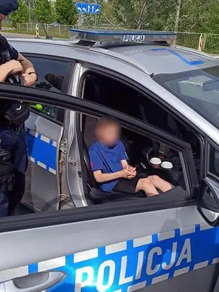 Chłopiec potrącony przez rowerzystkę w pobliżu stadionu