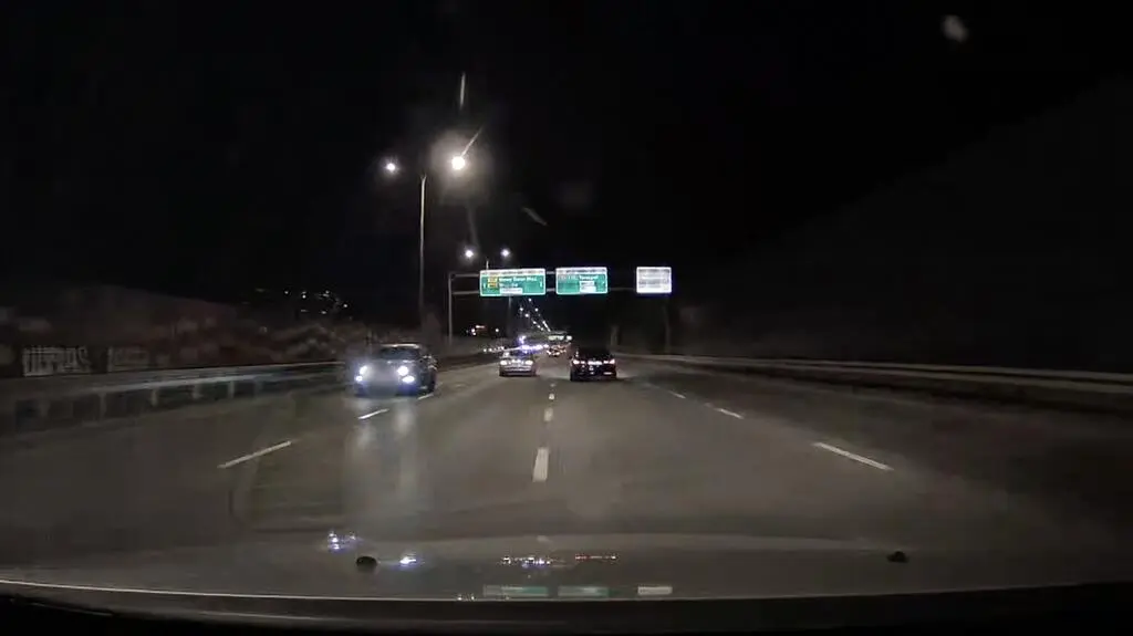 "Zobaczyłem samochód jadący z dużą prędkością pod prąd"