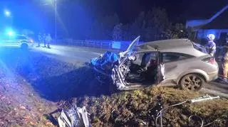 Czołowe zderzenie na krajowej "10"