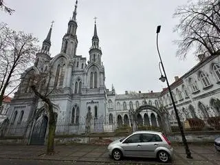 Elewacja katedry przed pracami 