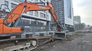 Historyczne tory odkryto na ulicy Grzybowskiej 