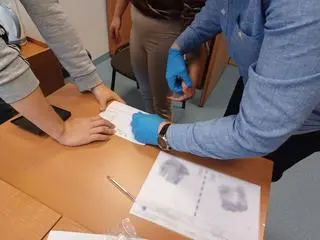 Czynności z zatrzymaną kobietą