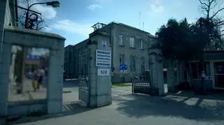 Pijanych wożą do szpitala psychiatrycznego. "Ponad połowa nie powinna tu trafić"