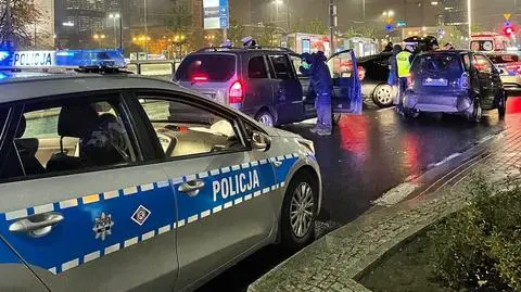 Policjanci zatrzymali 12 kierowców przewozu osób