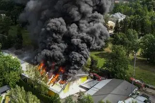 Pożar zakładu w Sulejówku