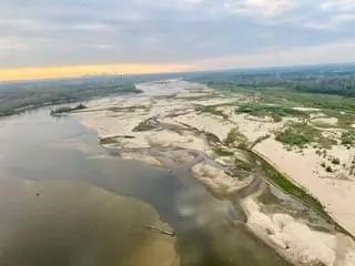 Wisła z lotu ptaka na wysokości Konstancina-Jeziorny