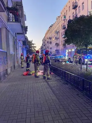 Pożar w kamienicy przy ulicy Tarchomińskiej