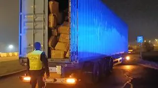 63 tony tytoniu bez akcyz