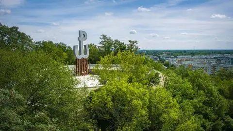 Park Akcji "Burza" otwarty po modernizacji. "Jest tu wiele miejsc, które nawiązują do pamiętnych wydarzeń z 1944 roku"