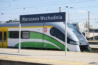 Peron dworca kolejowego Warszawa Wschodnia