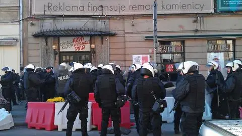 "Krytyka Polityczna" zostaje (na razie) na Nowym Świecie