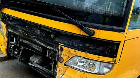 Zderzenie z udziałem autobusu w Piasecznie 