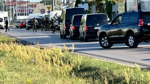 Ciało mężczyzny z raną postrzałową. Na miejscu pracuje policja 