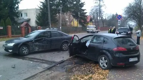 Mrówcza: zderzenie seata z fordem
