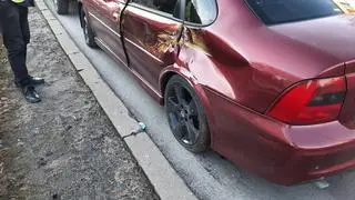 Zderzenie auta z tramwajem na Obozowej