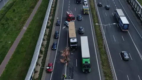 Zderzenie sześciu pojazdów na trasie S8