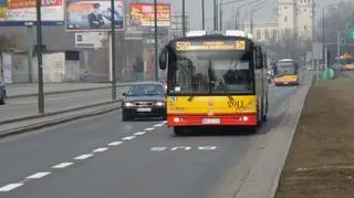 Autobusy pojadą lewym pasem