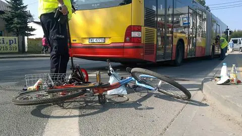 Rowerzysta potrącony przez 145