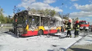 Autobus spłonął doszczętnie