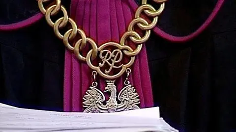Chce 300 tysięcy złotych, bo ujawnili jego dane