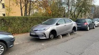 Auto bez kół na Limanowskiego