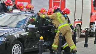 Zderzenie na skrzyżowaniu al. Jana Pawła II i ul. Stawki