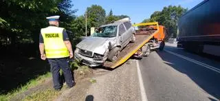 Dachowanie na DK79 w miejscowości Żabieniec