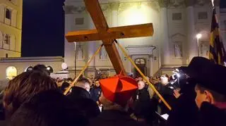 Droga Krzyżowa na ulicach Warszawy