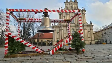 Dzwon na Krakowskim Przedmieściu: komu (nie) bije Wacław IV?