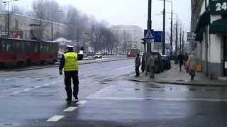 Awaria sygnalizacji świetlnej al. Solidarności/ul. Żelazna fot. Dawid Krysztofiński/tvnwarszawa.pl