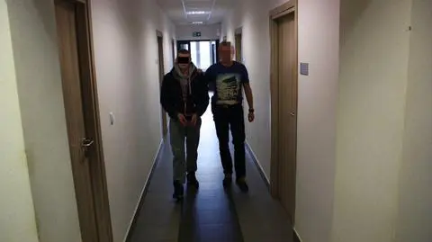 Napad na przystanku, rozbój w autobusie. Zarzuty dla podejrzanych