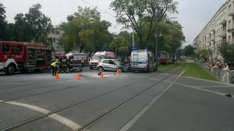 Tragiczny wypadek na Mickiewicza. Zginęli motocyklista i pasażerka