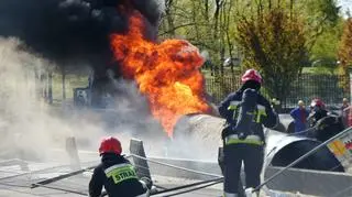 Akcja strażaków przy Wisłostradzie