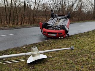 Samochód dachował na Malborskiej