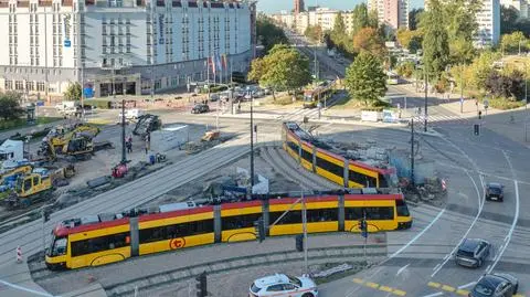 Koniec prac na placu Zawiszy 