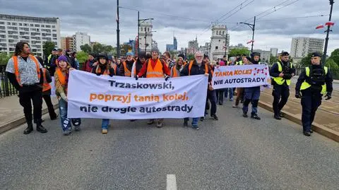 Ostatnie Pokolenie na moście Poniatowskiego