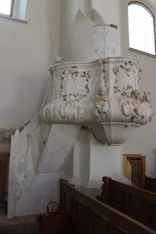 Ambona w kościele pw. św. Dominika w Płocku