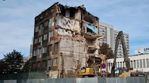 Rozbiórka kamienicy przy Grzybowskiej 46
